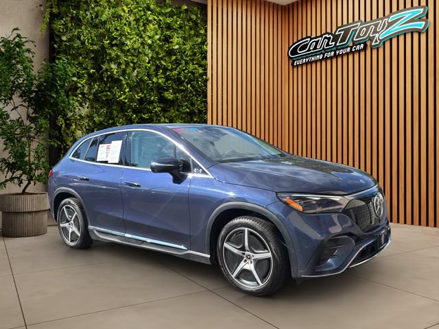 Used 2023 Mercedes-Benz EQE 500 4MATIC SUV w/ Exclusive Trim Package image 8