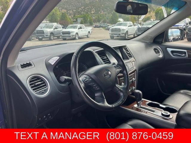 Used 2020 Nissan Pathfinder Platinum AWD/4WD image 14