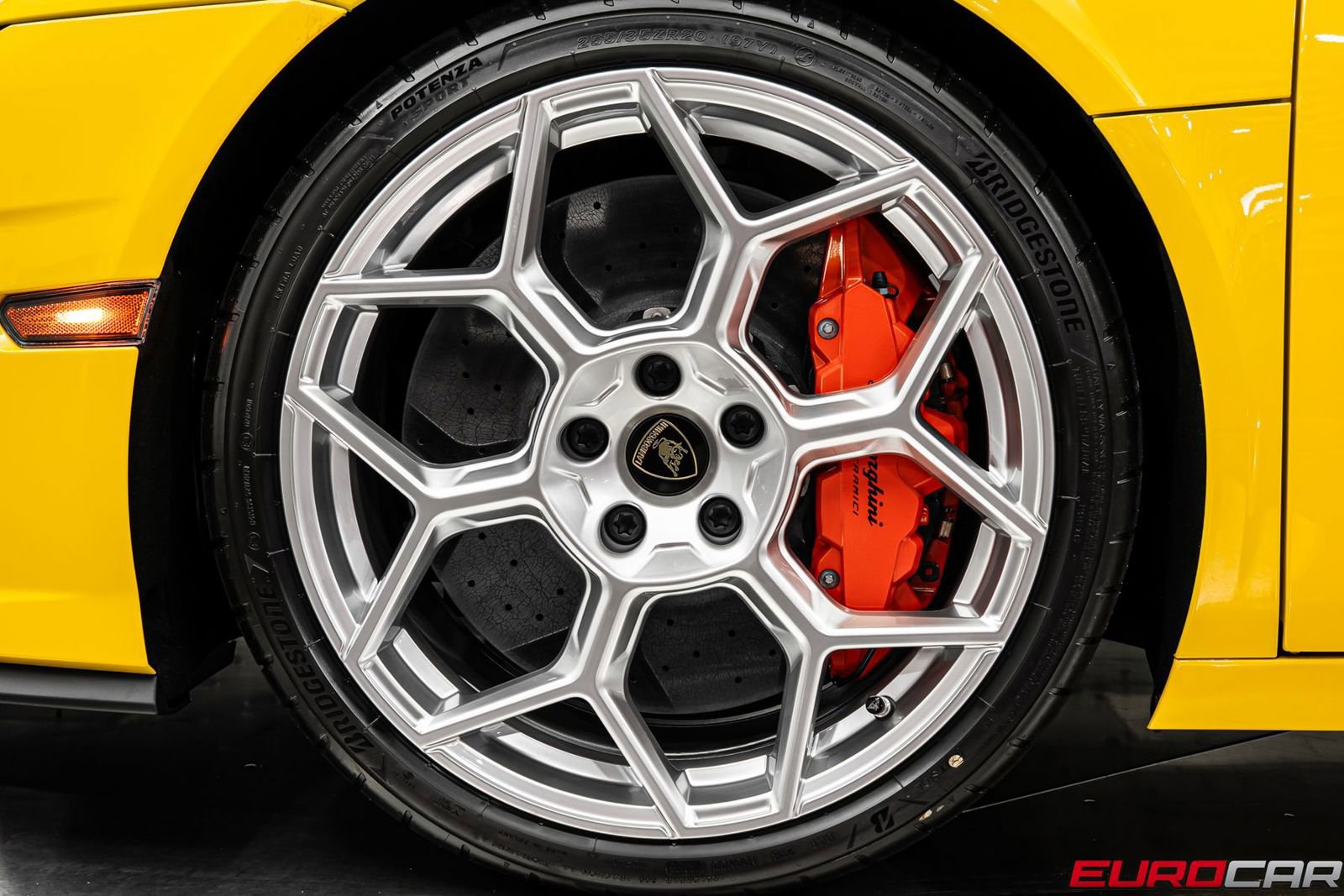 Used 2026 Lamborghini Temerario AWD/4WD image 24