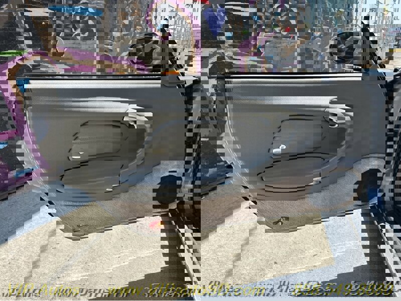 Used 2001 Porsche 911 Carrera 4 image 16