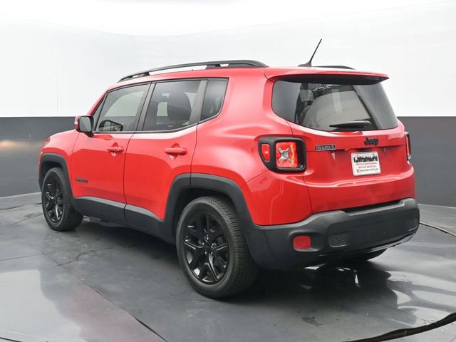 Used 2017 Jeep Renegade Altitude image 3