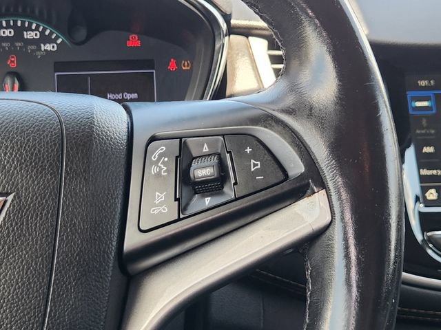 Used 2019 Chevrolet Trax LT w/ LT Convenience Package FWD image 29