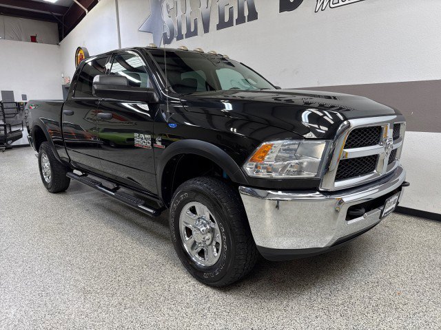 Used 2018 RAM 2500 Tradesman w/ Chrome Appearance Group image 39