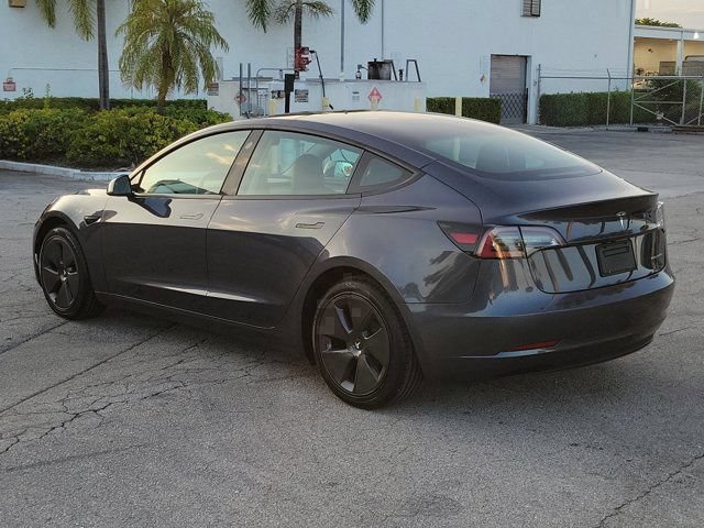 Used 2022 Tesla Model 3 Long Range AWD/4WD image 5