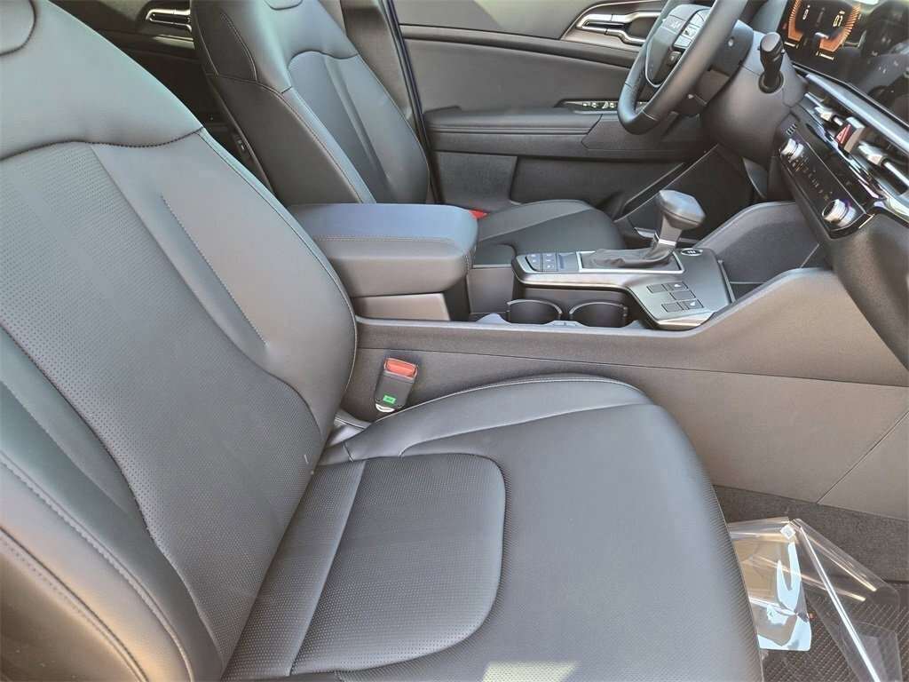 New 2026 Kia Sportage EX w/ EX Panorama Roof Package image 15