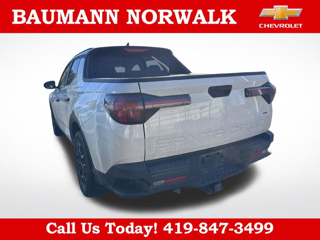 Used 2022 Hyundai Santa Cruz SEL w/ Activity Package AWD/4WD image 2