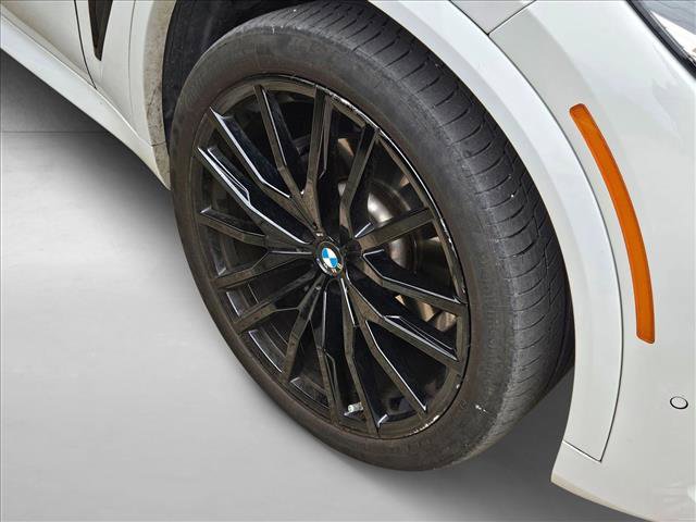 Certified 2023 BMW X5 xDrive40i w/ M Sport Package image 5