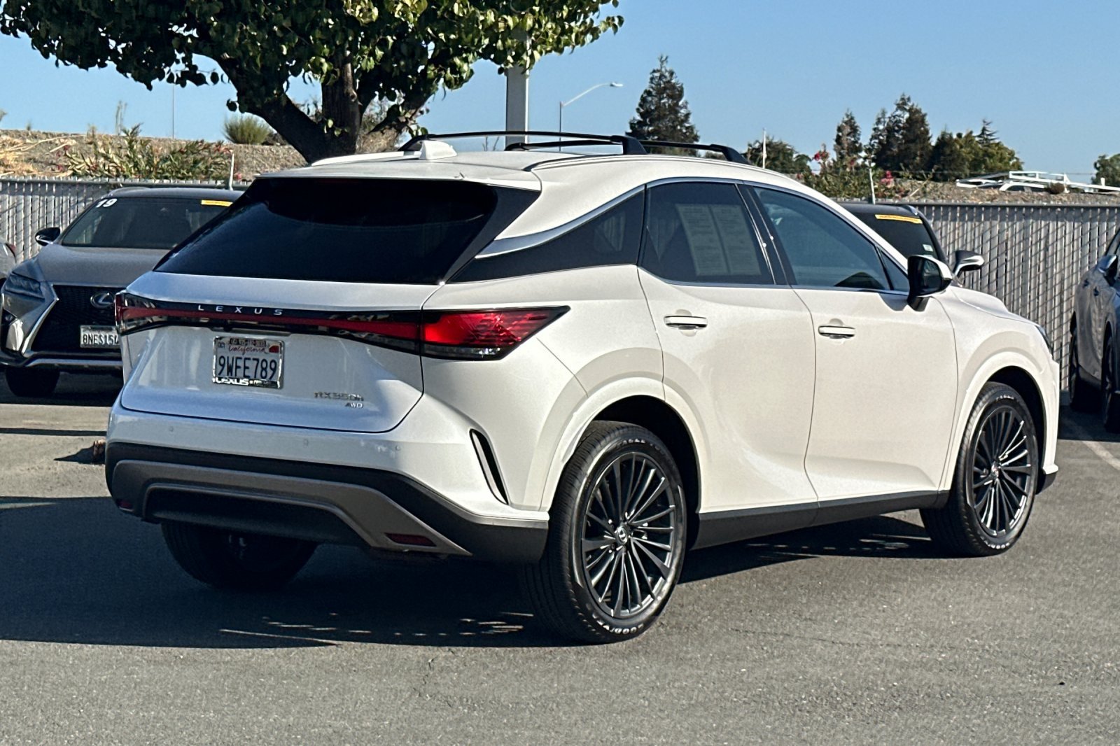 Certified 2025 Lexus RX 350h w/ Convenience Package AWD/4WD image 4