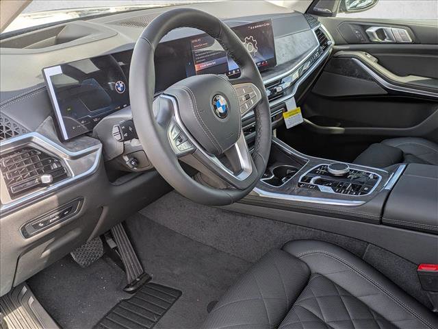 New 2026 BMW X7 xDrive40i image 3