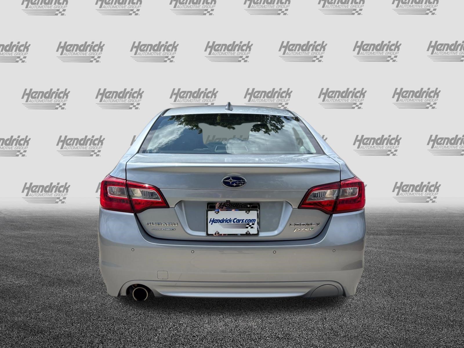 Used 2017 Subaru Legacy 2.5i Limited AWD/4WD image 9