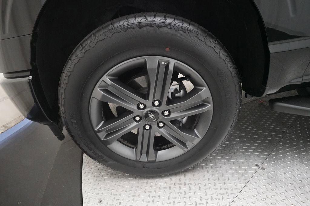 Used 2023 Ford F150 XLT w/ Equipment Group 302A High image 26