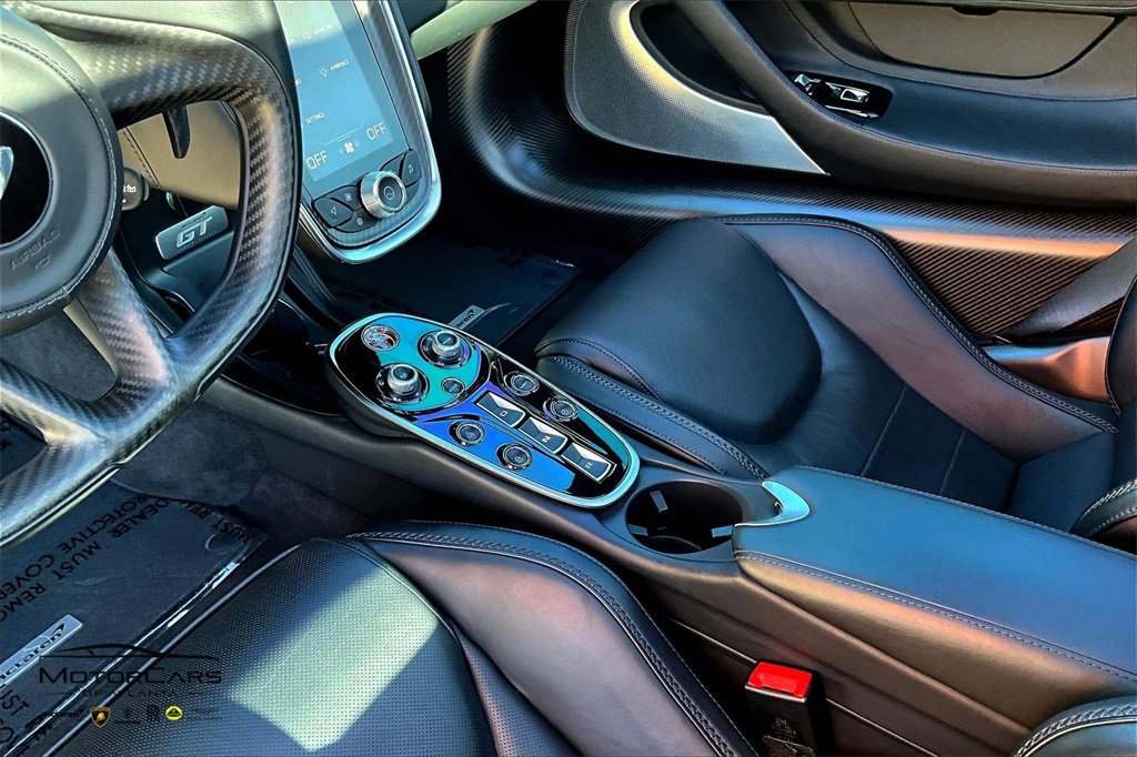 Used 2023 McLaren GT image 17
