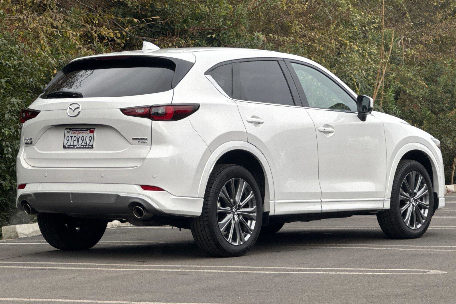 Certified 2025 MAZDA CX-5 Signature image 4
