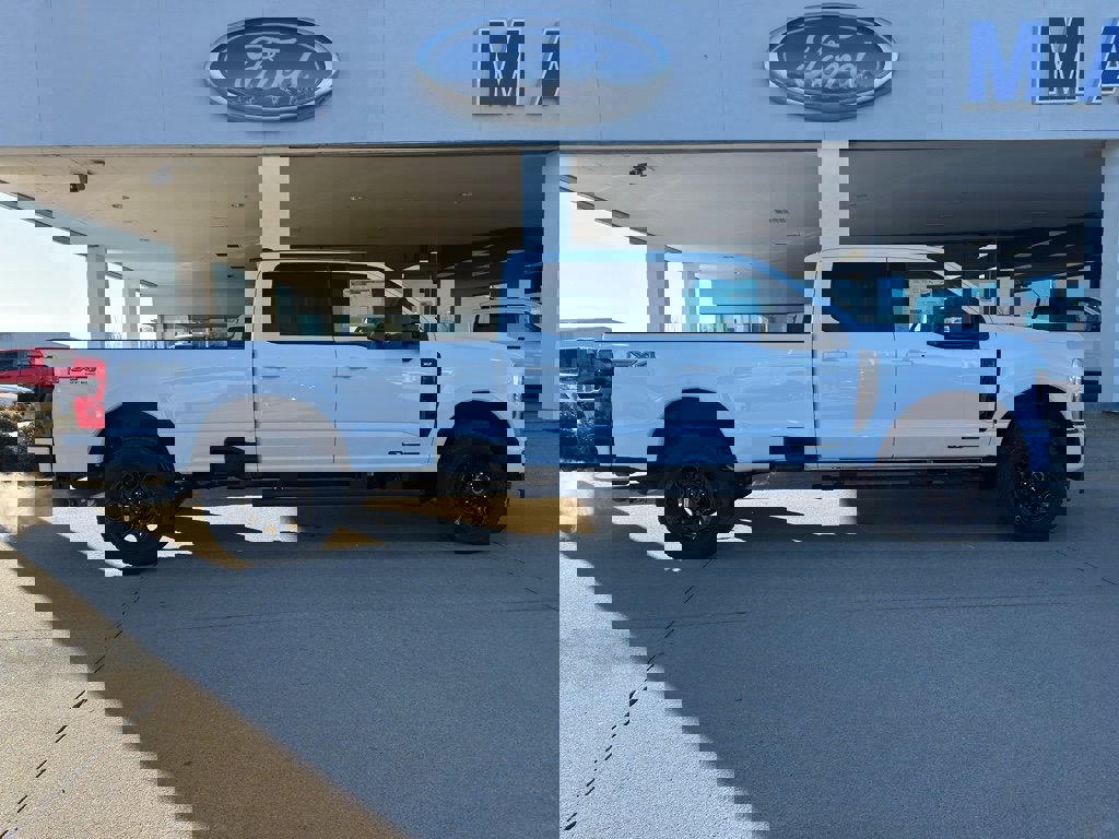 New 2026 Ford F350 XLT w/ XLT Premium Package image 7