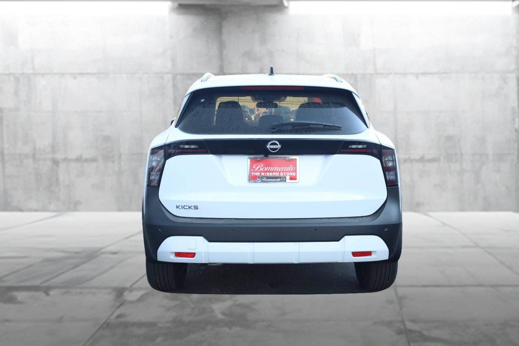 New 2026 Nissan Kicks SV image 6