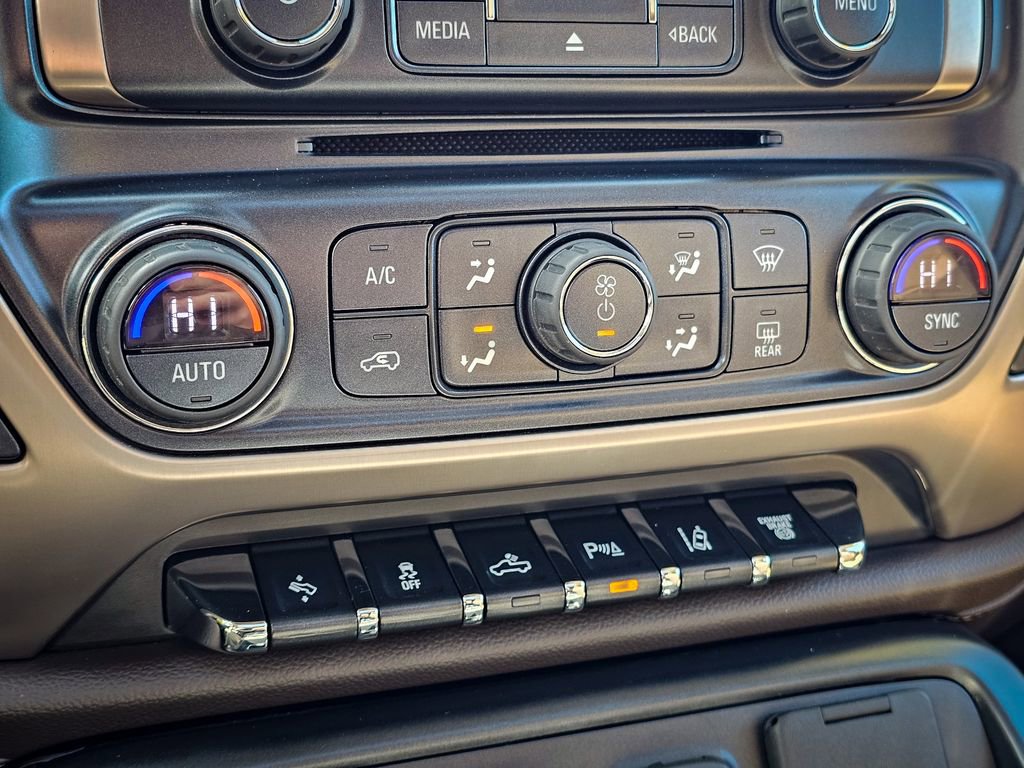 Used 2018 GMC Sierra 3500 Denali w/ Duramax Plus Package image 34