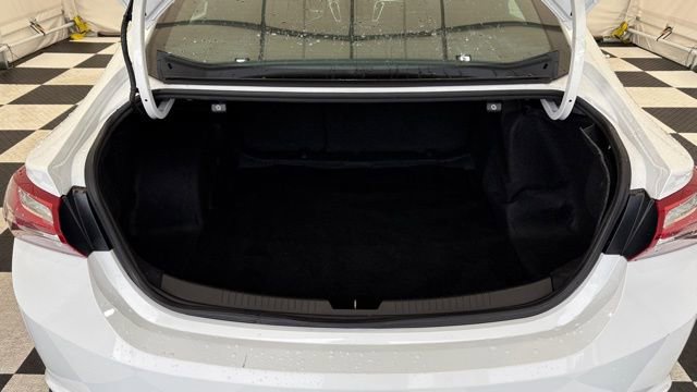 Used 2021 Chevrolet Malibu LT image 4