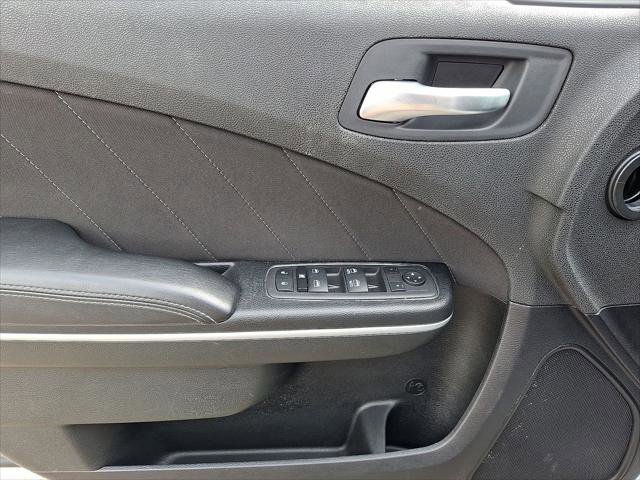 Used 2023 Dodge Charger SXT RWD image 10