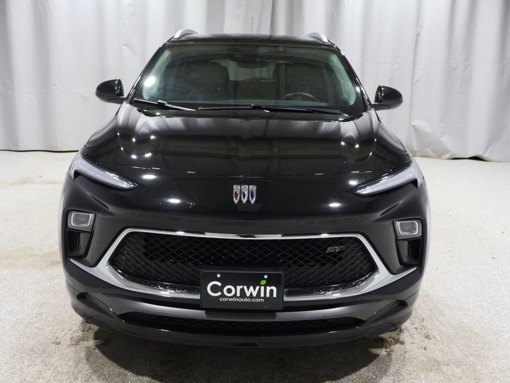 Used 2024 Buick Encore GX Sport Touring image 9