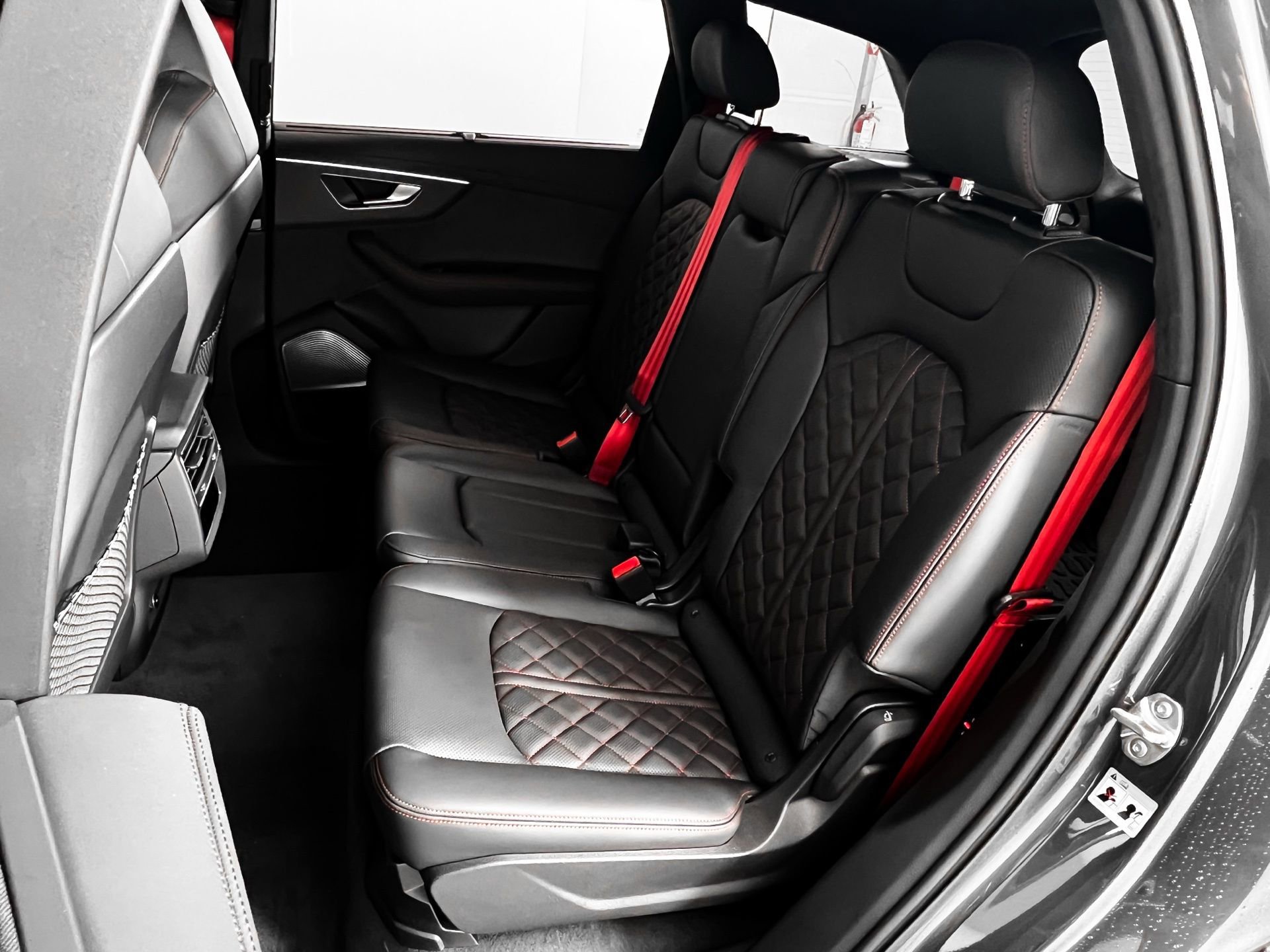 New 2026 Audi SQ7 Prestige image 21