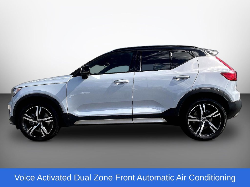 Used 2021 Volvo XC40 T5 R-Design AWD/4WD image 4