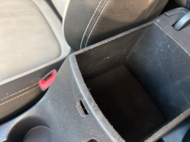 Used 2024 Hyundai Venue SEL image 25