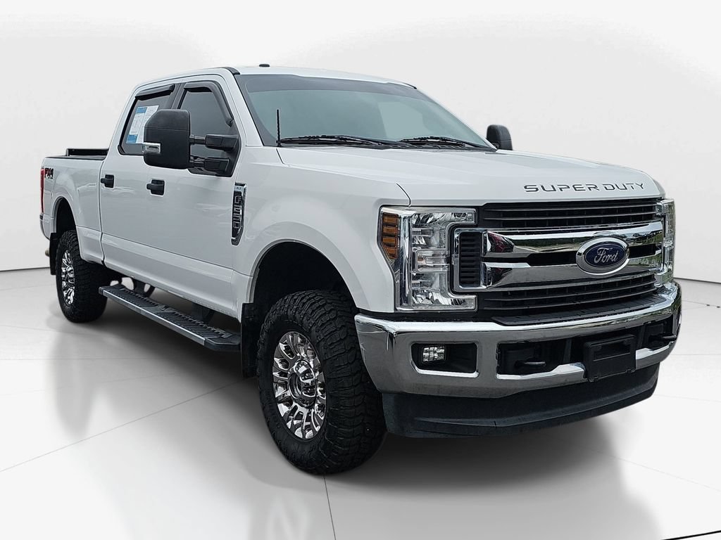 Used 2019 Ford F250 XLT w/ XLT Value Package AWD/4WD image 3