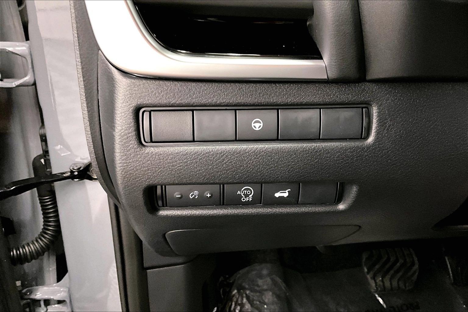 New 2026 Nissan Rogue SV w/ Rock Creek Premium Package AWD/4WD image 60