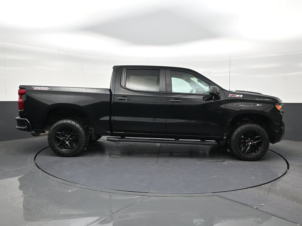 Used 2023 Chevrolet Silverado 1500 Custom Trail Boss AWD/4WD image 8