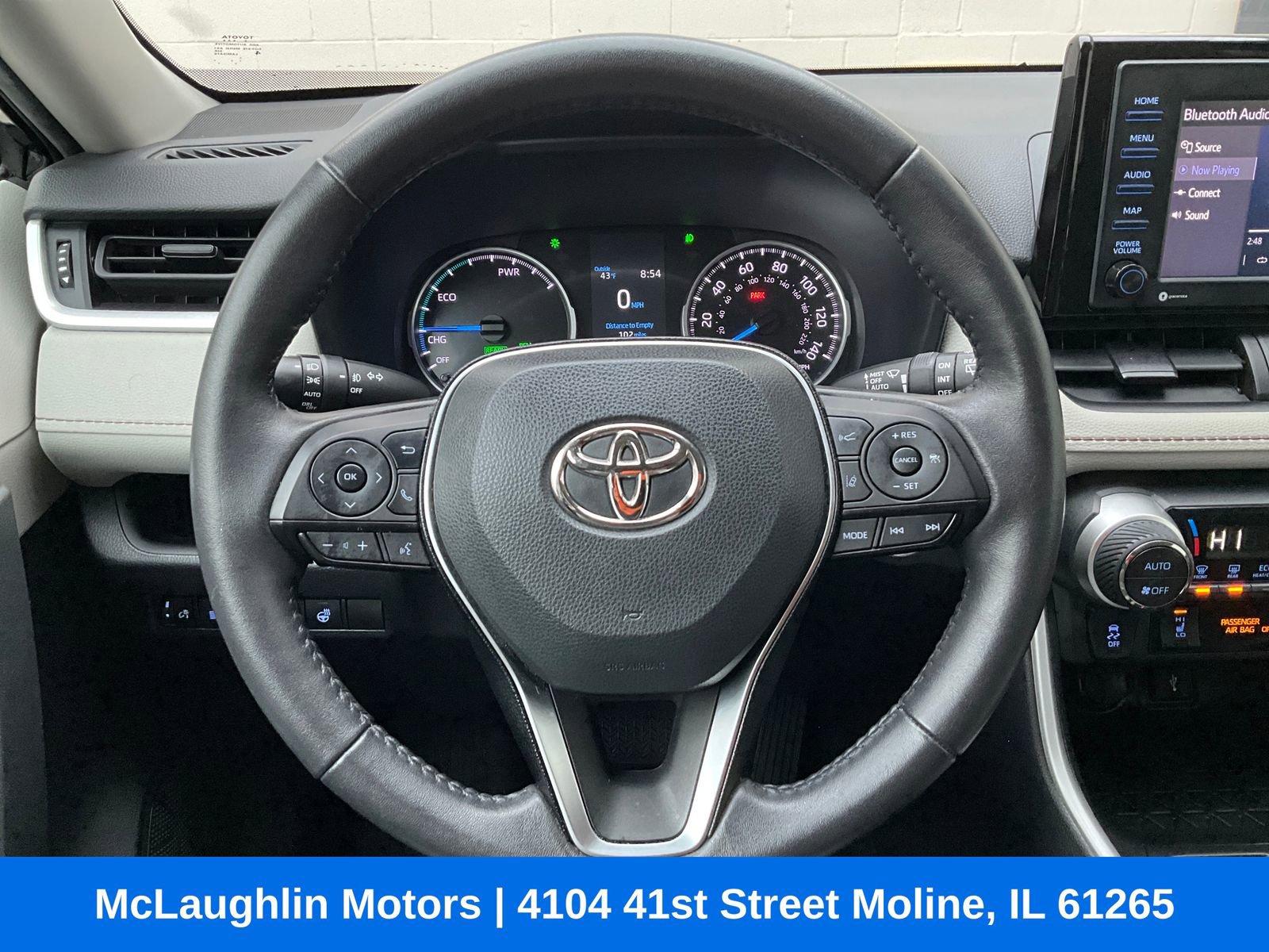 Used 2021 Toyota RAV4 XLE w/ XLE Grade Weather Package image 3