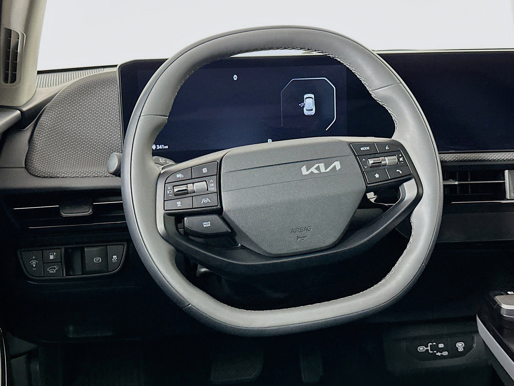 Used 2025 Kia EV6 Wind RWD image 18