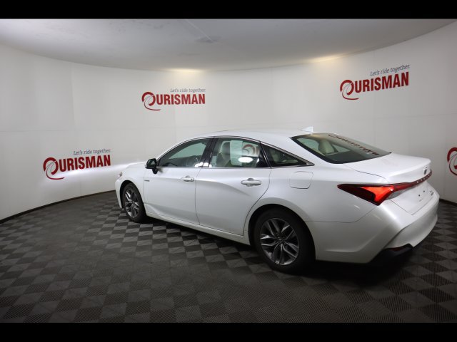 Used 2020 Toyota Avalon XLE w/ Moonroof Package FWD image 14