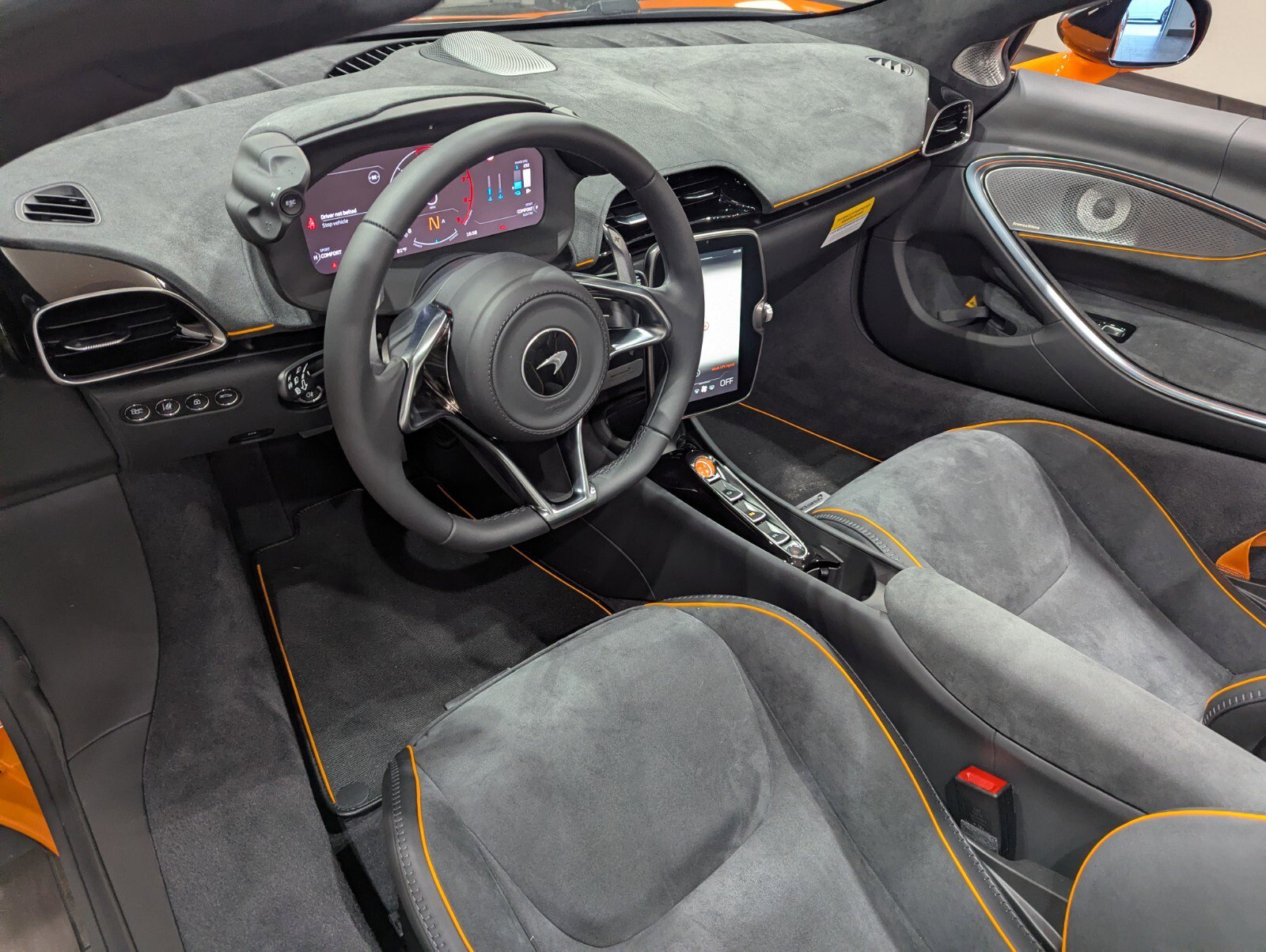 New 2026 McLaren Artura Spider image 7