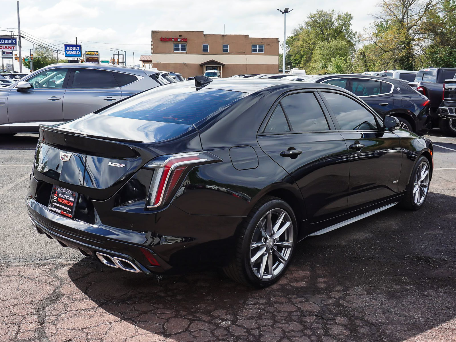 Used 2025 Cadillac CT4 V AWD/4WD image 6