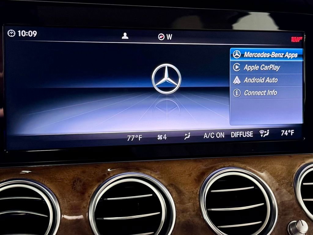 Used 2018 Mercedes-Benz E 400 4MATIC Wagon w/ Premium 1 Package image 19