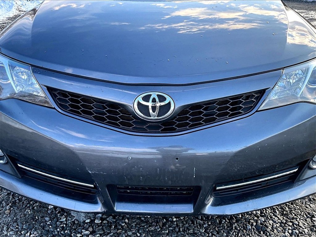 Used 2014 Toyota Camry SE image 22