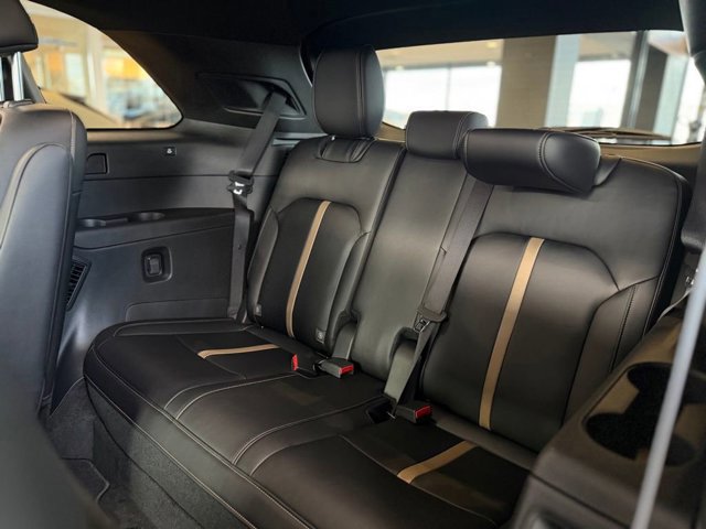 New 2025 MAZDA CX-90 Plug-In Hybrid w/ Premium Plus image 40