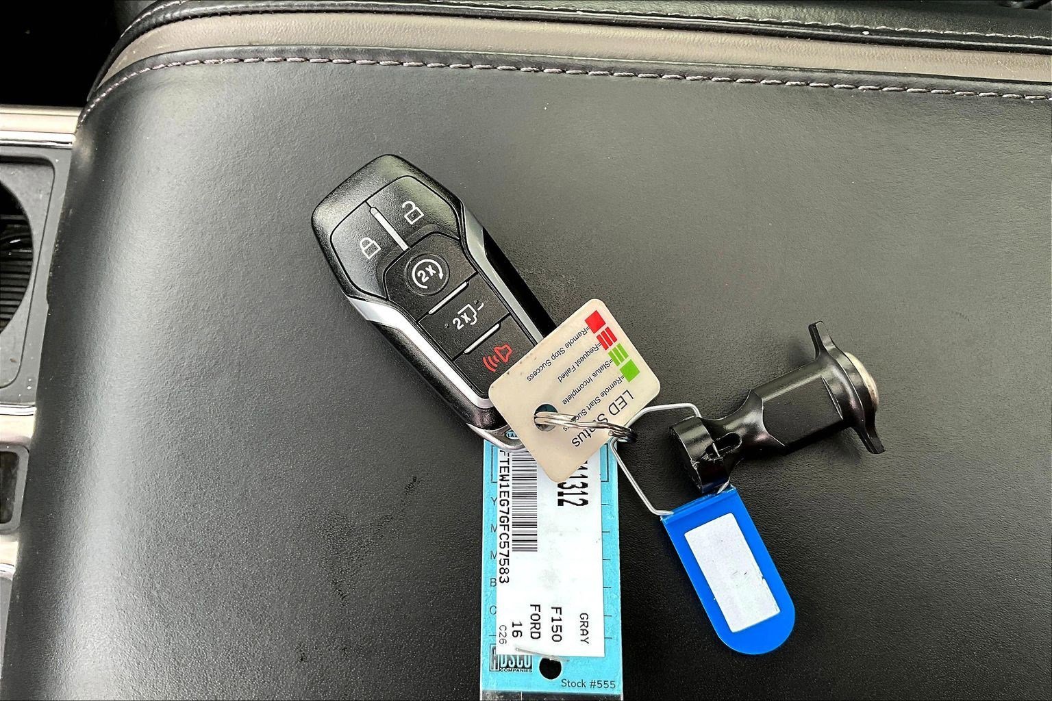 Used 2016 Ford F150 Platinum w/ Equipment Group 701A Luxury image 37