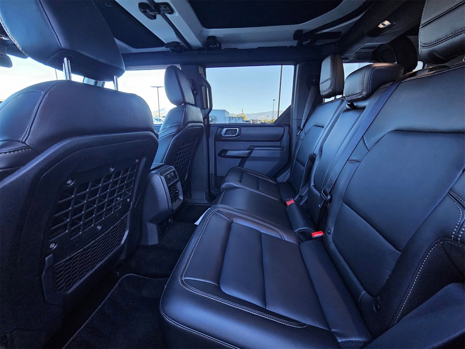 New 2025 Ford Bronco Badlands image 23