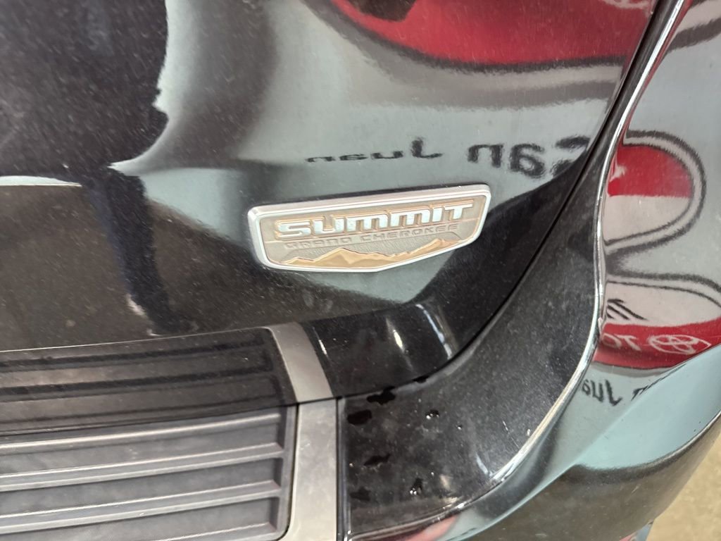 Used 2020 Jeep Grand Cherokee Summit w/ Platinum Series Group image 20