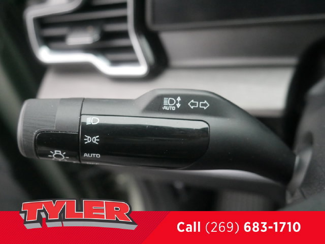 Used 2024 Kia Sportage X-Line w/ X-Line Premium Package AWD/4WD image 25