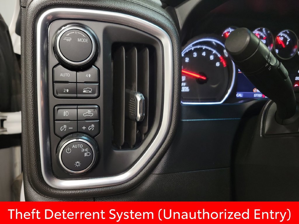 Used 2020 Chevrolet Silverado 1500 RST w/ RST 2.7L Value Package AWD/4WD image 29