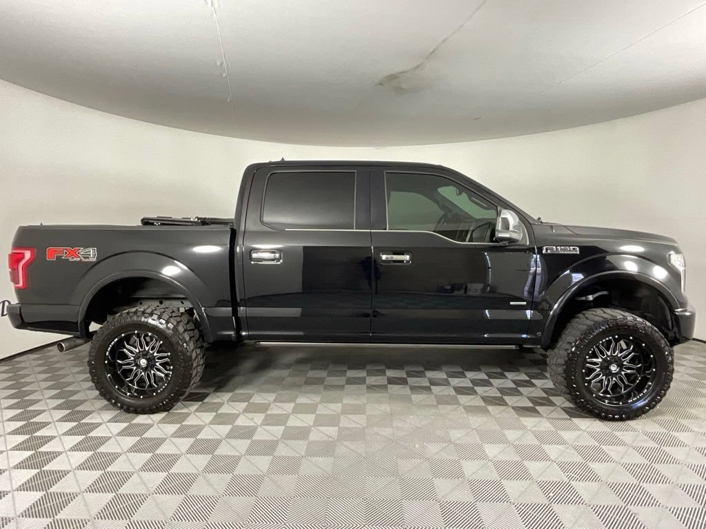 Used 2017 Ford F150 Platinum w/ Equipment Group 701A Luxury AWD/4WD image 2