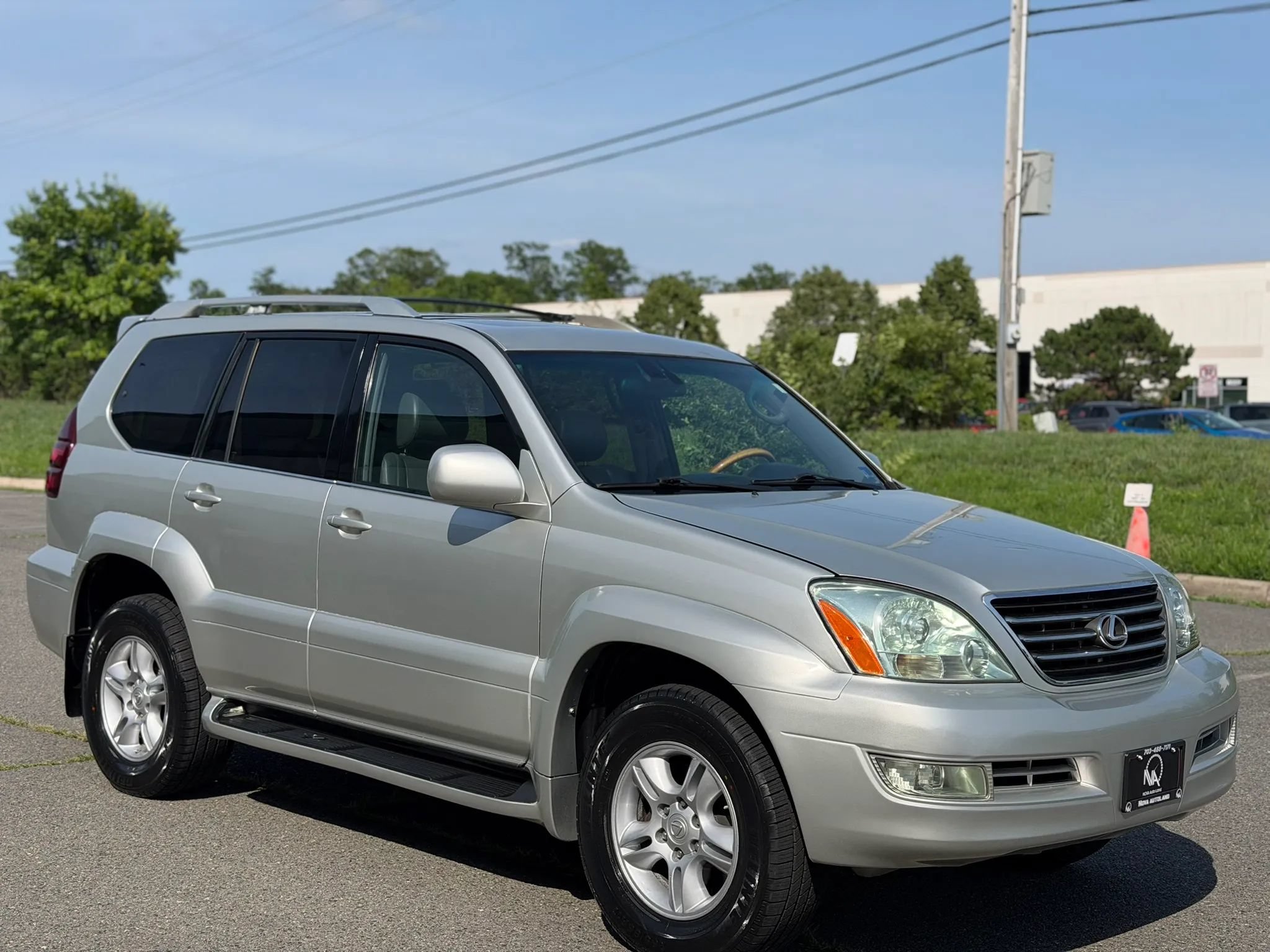 Used 2005 Lexus GX 470 AWD/4WD image 2
