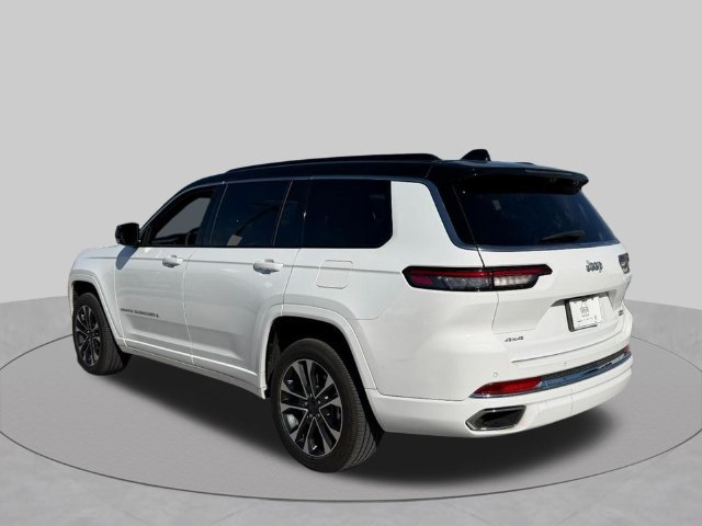 Used 2024 Jeep Grand Cherokee L Overland w/ Luxury Tech Group IV AWD/4WD image 8