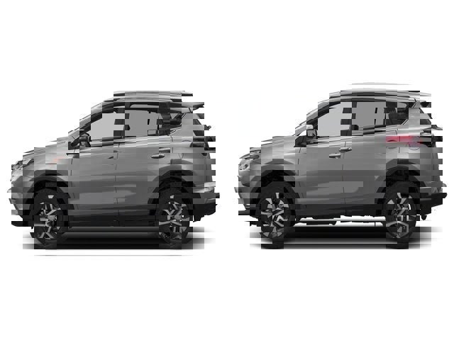 Used 2016 Toyota RAV4 LE image 3