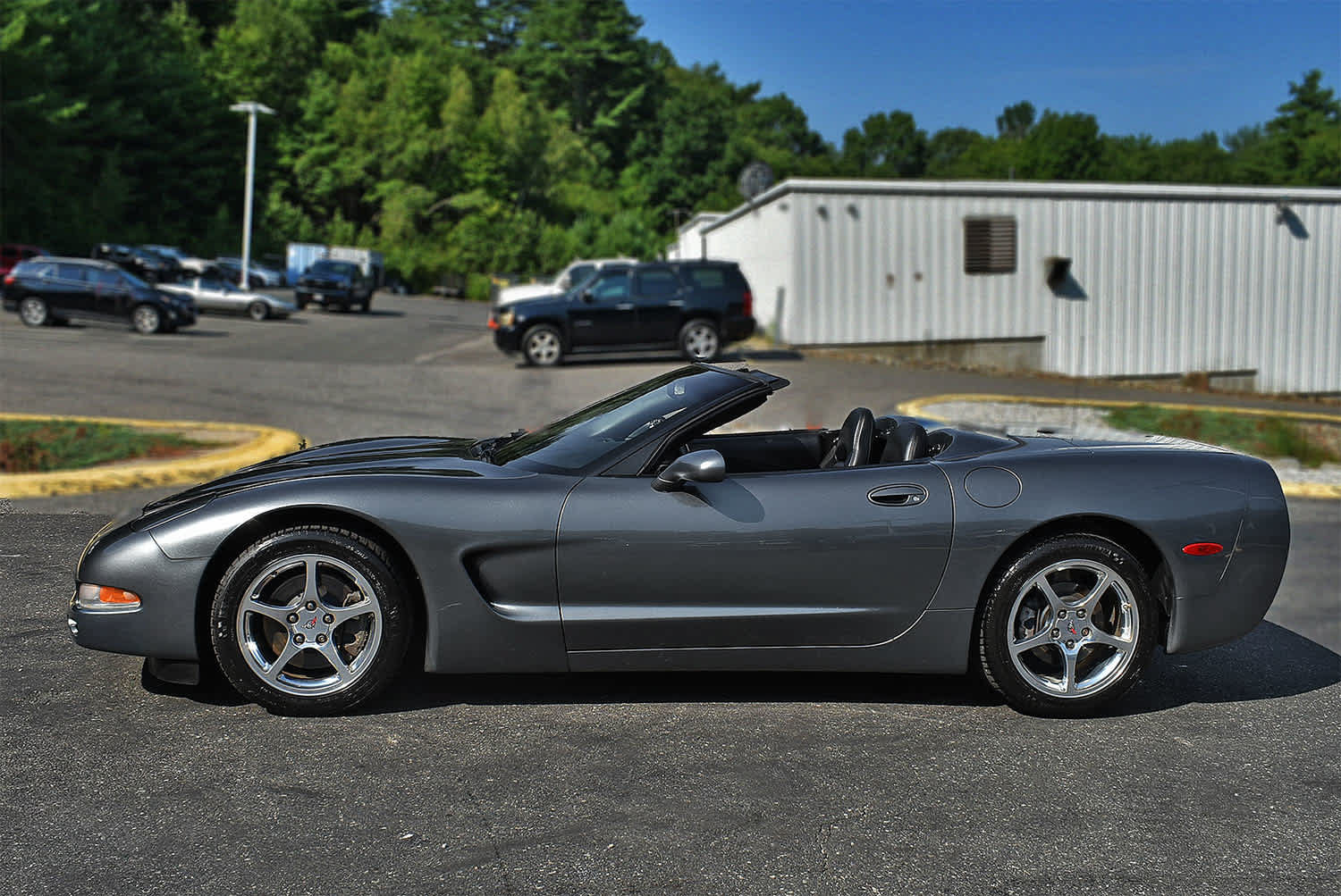 Used 2003 Chevrolet Corvette Convertible w/ Preferred Equipment Group1 RWD image 6