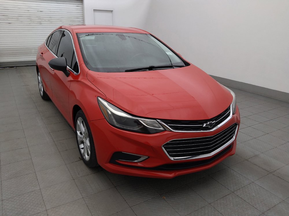 Used 2017 Chevrolet Cruze Premier FWD image 13