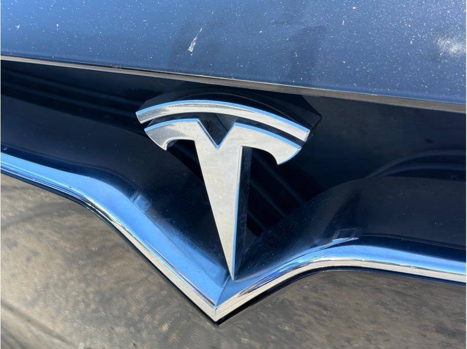 Used 2017 Tesla Model X 100D AWD/4WD image 31
