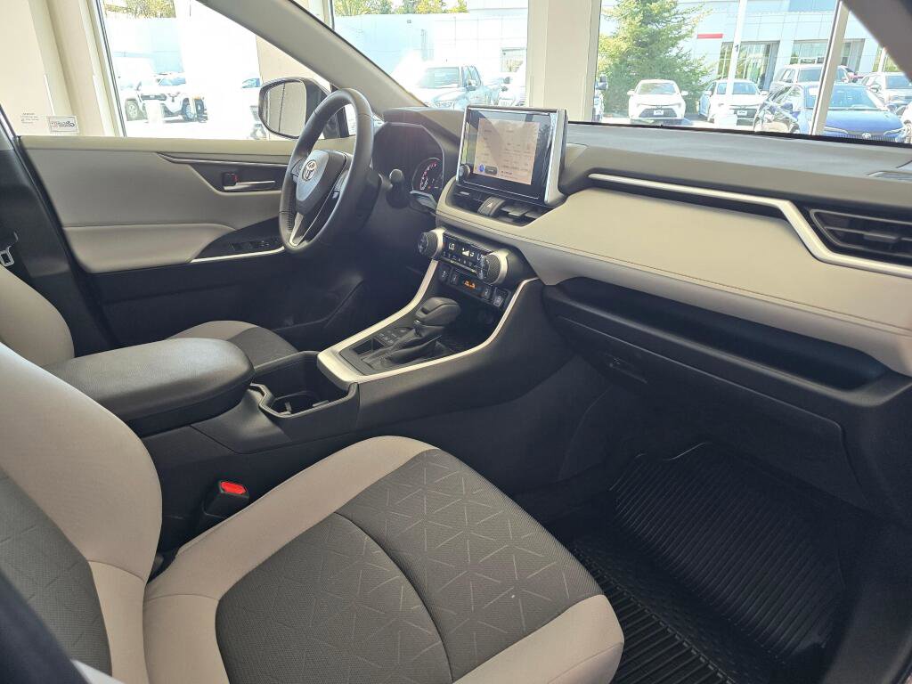 Used 2023 Toyota RAV4 XLE w/ Convenience Package AWD/4WD image 45